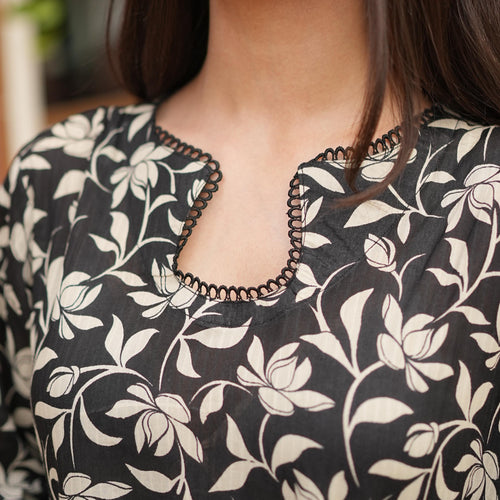 2PC Floral Black Lawn Stitched Suit